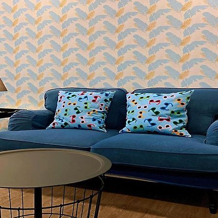 R 17 Living Hotel バンコク都 エクステリア 写真