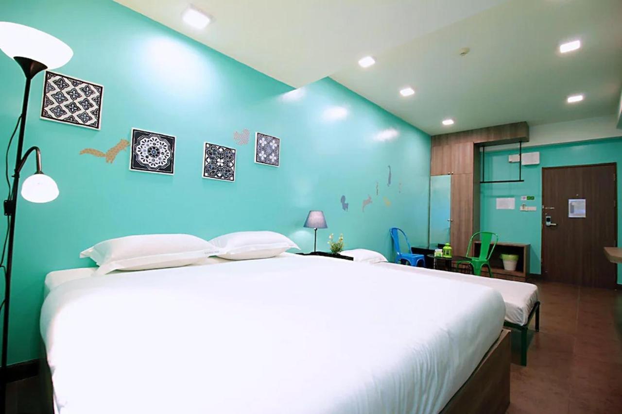 R 17 Living Hotel バンコク都 エクステリア 写真