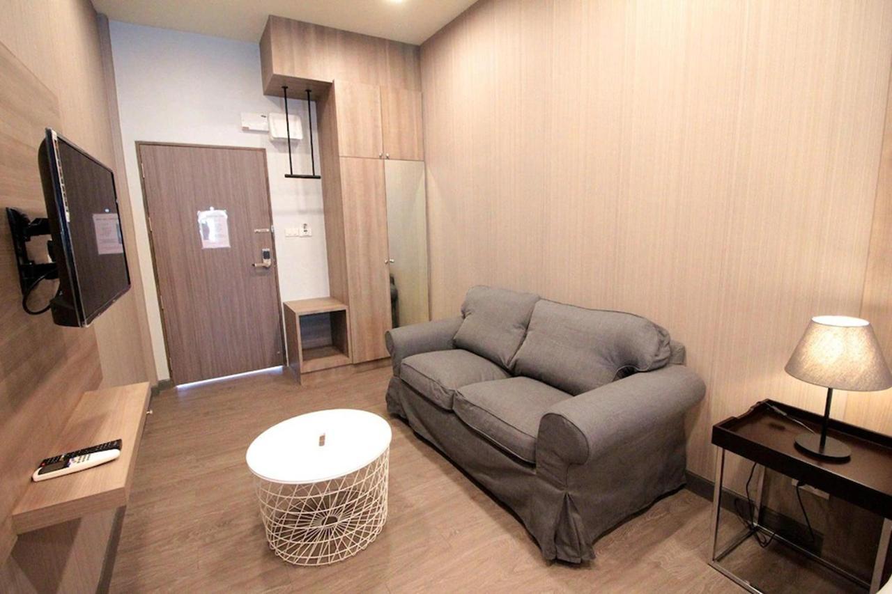 R 17 Living Hotel バンコク都 エクステリア 写真